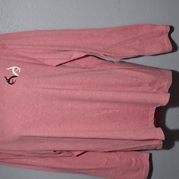 Realtree Heathered Pink Tee with Logo - Picture 2 of 8